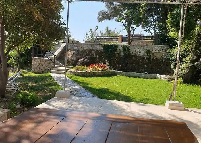 The House-valley Of Episkopos